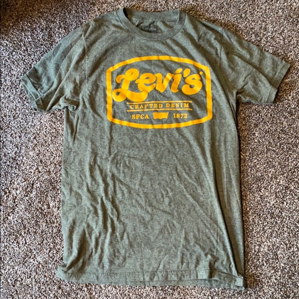 Levi’s Shirt